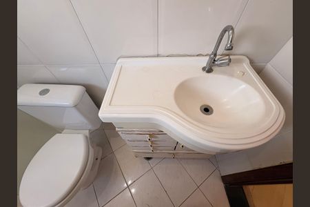 Casa à venda com 200m², 3 quartos e 4 vagasBanheiro da Suíte