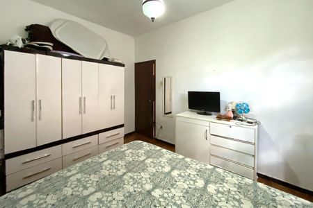 Casa à venda com 360m², 3 quartos e 4 vagasQuarto 2