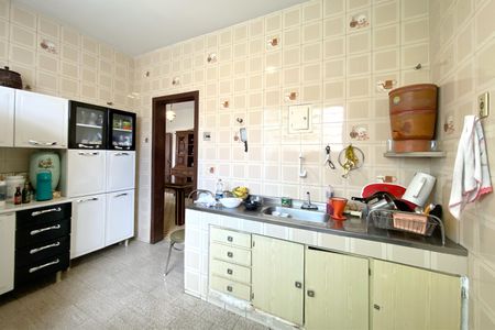 Casa à venda com 360m², 3 quartos e 4 vagasCozinha