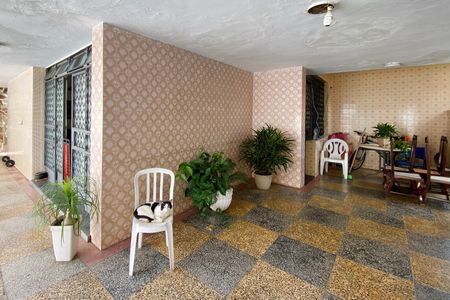 Casa à venda com 360m², 3 quartos e 4 vagasVaranda