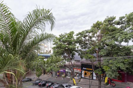 Apartamento à venda com 80m², 3 quartos e 2 vagasVista da suíte 