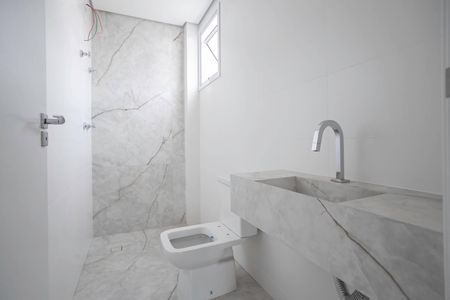 Apartamento à venda com 80m², 3 quartos e 2 vagasBanheiro da suíte 