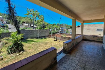 Casa para alugar com 3000m², 6 quartos e 2 vagasQuintal