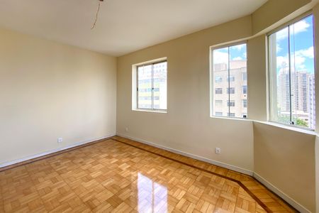 Apartamento à venda com 200m², 3 quartos e 1 vagaSala