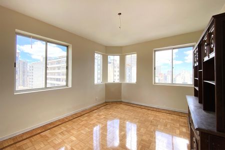 Apartamento à venda com 200m², 3 quartos e 1 vagaSala