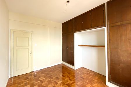 Apartamento à venda com 200m², 3 quartos e 1 vagaQuarto 2