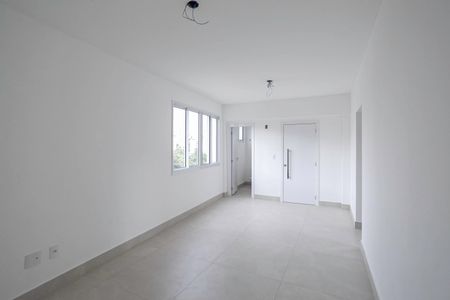 Sala de apartamento à venda com 3 quartos, 83m² em Cidade Nova, Belo Horizonte