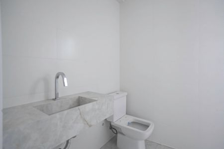 Apartamento à venda com 83m², 3 quartos e 2 vagas Apartamento à venda com 83m², 3 quartos e 2 vagasBanheiro social