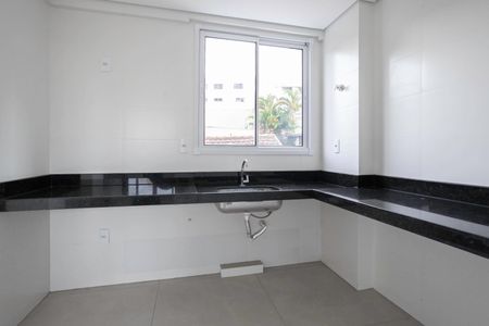 Apartamento à venda com 83m², 3 quartos e 2 vagas Apartamento à venda com 83m², 3 quartos e 2 vagasCozinha