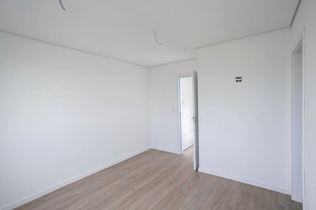 Apartamento à venda com 140m², 3 quartos e 2 vagas Apartamento à venda com 140m², 3 quartos e 2 vagasSuíte