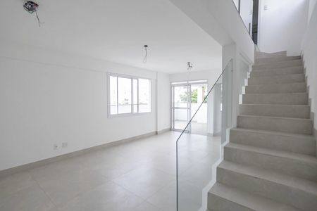 Apartamento à venda com 140m², 3 quartos e 2 vagas Apartamento à venda com 140m², 3 quartos e 2 vagasSala