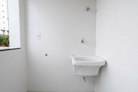 Apartamento à venda com 140m², 3 quartos e 2 vagas Apartamento à venda com 140m², 3 quartos e 2 vagasÁrea de serviço