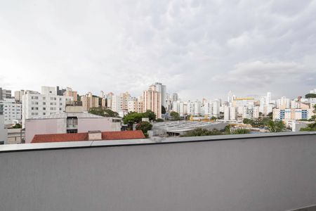 Apartamento à venda com 140m², 3 quartos e 2 vagas Apartamento à venda com 140m², 3 quartos e 2 vagasSala - Vista