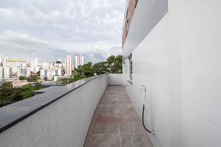 Apartamento à venda com 140m², 3 quartos e 2 vagas Apartamento à venda com 140m², 3 quartos e 2 vagasCobertura