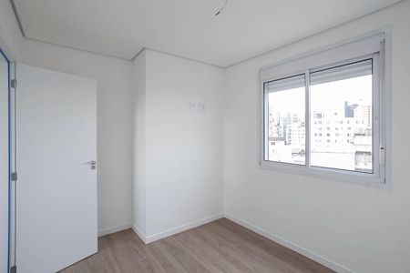 Apartamento à venda com 140m², 3 quartos e 2 vagas Apartamento à venda com 140m², 3 quartos e 2 vagasQuarto 2