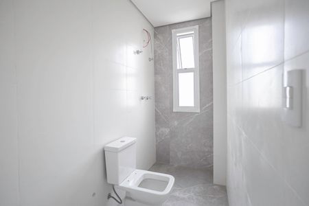 Apartamento à venda com 140m², 3 quartos e 2 vagas Apartamento à venda com 140m², 3 quartos e 2 vagasBanheiro da suíte