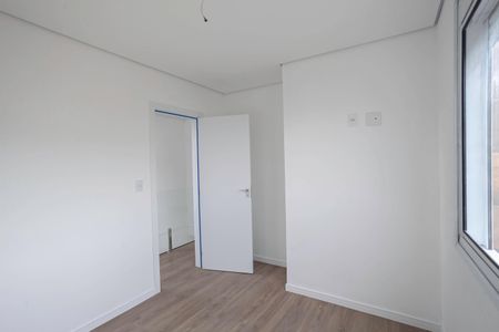 Apartamento à venda com 140m², 3 quartos e 2 vagas Apartamento à venda com 140m², 3 quartos e 2 vagasQuarto 2