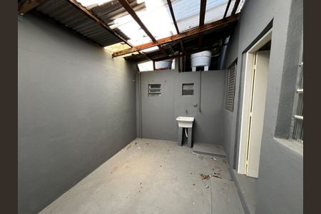 Casa para alugar com 42m², 1 quarto e sem vaga Casa para alugar com 42m², 1 quarto e sem vagaQuintal / Àrea de Serviço