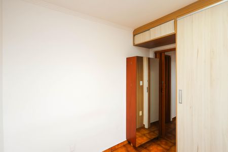 Quarto 1 de apartamento à venda com 2 quartos, 60m² em Vila Moraes, São Paulo
