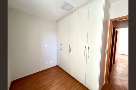 Apartamento para alugar com 3 quartos, 86m² em Jardim Flor da Montanha, Guarulhos