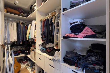Closet da Suíte de apartamento à venda com 2 quartos, 92m² em Vila Antonieta, Guarulhos