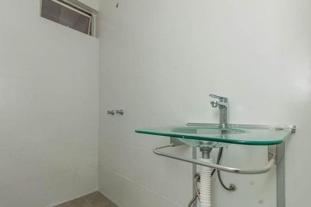 Banheiro  de apartamento para alugar com 1 quarto, 50m² em Centro Histórico, Porto Alegre