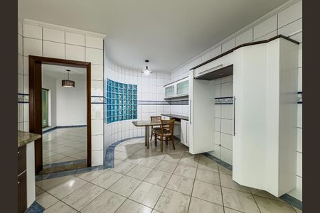 Casa à venda com 300m², 3 quartos e 3 vagasFoto 11