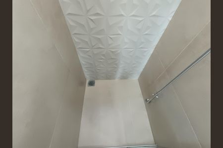 Apartamento à venda com 72m², 2 quartos e 2 vagas Apartamento à venda com 72m², 2 quartos e 2 vagasBanheiro da Suíte 1