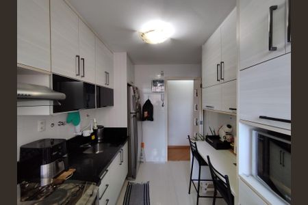 Apartamento à venda com 60m², 2 quartos e 1 vagaCozinha - Armários