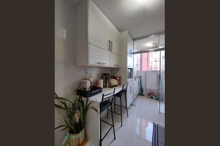 Apartamento à venda com 60m², 2 quartos e 1 vagaCozinha - Armários