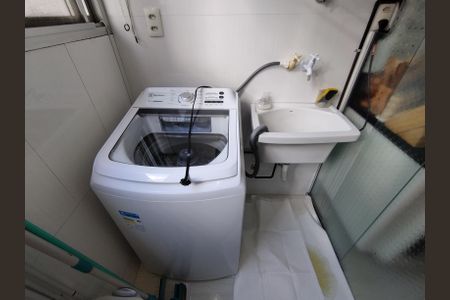 Apartamento à venda com 60m², 2 quartos e 1 vagaÁrea de Serviço