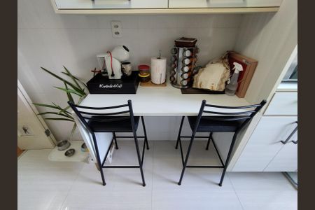 Apartamento à venda com 60m², 2 quartos e 1 vagaCozinha - Armários
