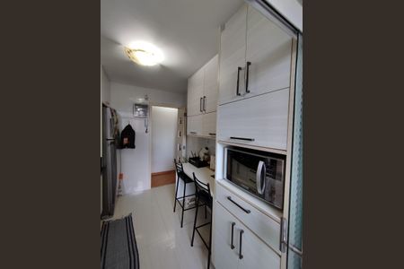 Apartamento à venda com 60m², 2 quartos e 1 vagaCozinha - Armários