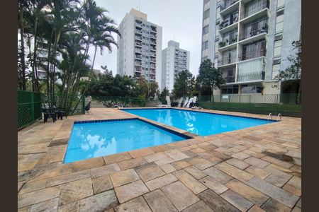 Apartamento à venda com 60m², 2 quartos e 1 vagaÁrea comum - Piscina