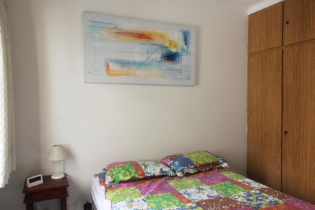 Quarto 1 de apartamento para alugar com 1 quarto, 38m² em Boqueirão, Santos