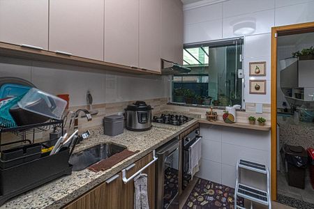 Casa à venda com 105m², 3 quartos e 2 vagas Casa à venda com 105m², 3 quartos e 2 vagascozinha_3