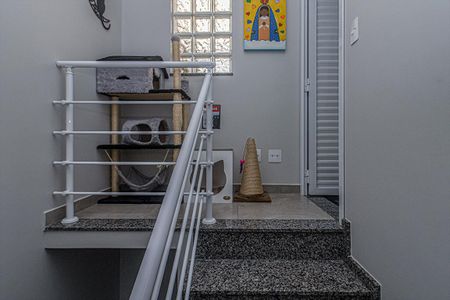 Casa à venda com 105m², 3 quartos e 2 vagas Casa à venda com 105m², 3 quartos e 2 vagasacesso para o terceiro piso