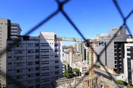Vista do Quarto de apartamento para alugar com 3 quartos, 86m² em Lourdes, Belo Horizonte