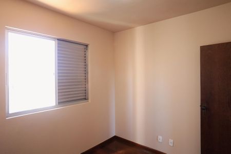 Apartamento para alugar com 86m², 3 quartos e 1 vagaQuarto