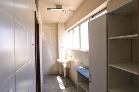 Apartamento para alugar com 86m², 3 quartos e 1 vagaÁrea de Serviço
