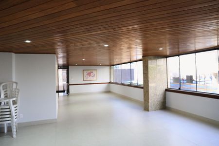 Apartamento para alugar com 86m², 3 quartos e 1 vagaÁrea comum - Salão de festas