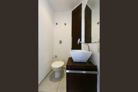 Apartamento para alugar com 75m², 2 quartos e 2 vagasLavabo