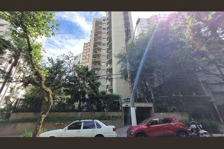 Apartamento para alugar com 75m², 2 quartos e 2 vagasFachada