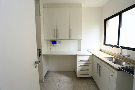 Apartamento para alugar com 75m², 2 quartos e 2 vagascozinha