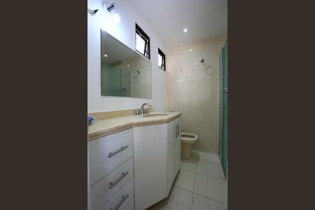 Apartamento para alugar com 75m², 2 quartos e 2 vagasBanheiro da Suíte