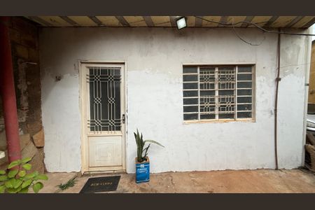 Fachada de casa para alugar com 1 quarto, 30m² em Setor Habitacional Vicente Pires, Brasília