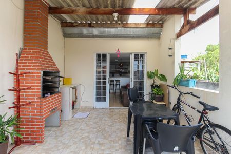 Casa para alugar com 70m², 3 quartos e 1 vagaVaranda