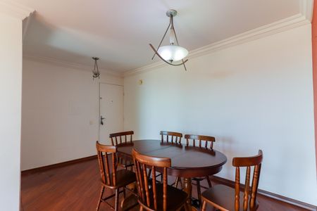 Sala de apartamento para alugar com 2 quartos, 56m² em Parque Ipe, São Paulo