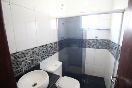 Apartamento para alugar com 60m², 2 quartos e sem vagaBanheiro