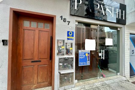 Apartamento para alugar com 90m², 2 quartos e sem vagaFachada